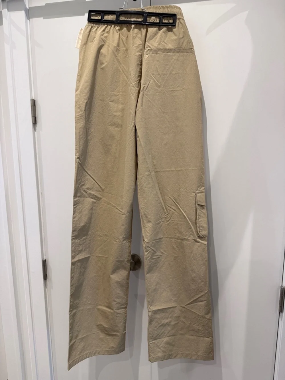 Djerf Avenue Sporty Pants Sand - Tall - Picture 9 of 9